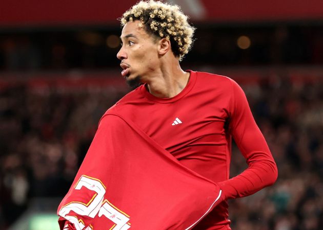 Hugo Ekitike giải thích lý do từ chối MU chọn Liverpool