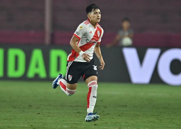 Read more about the article Chelsea và Barca đại chiến giành sao trẻ River Plate Ian Subiabre