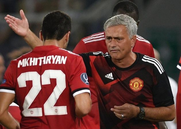 Mối Quan Hệ Nảy Sinh Tranh Cãi Giữa Mkhitaryan và Mourinho