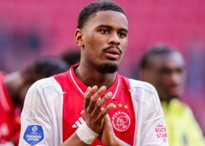 Jorrel Hato bộc lộ cảm xúc mãnh liệt trong lần tái ngộ Ajax tại Champions League