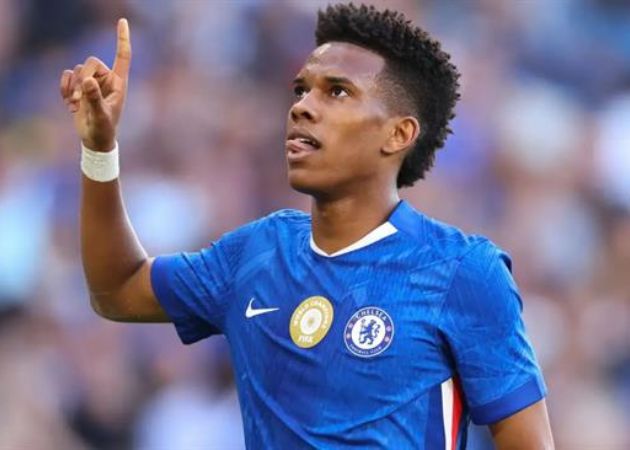 Estevao Willian và Neymar: Cuộc Đua Khẳng Định Tài Năng Trẻ Brazil