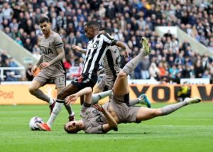 Nhận định bóng đá Newcastle vs Tottenham – 02:45 – 30.10.2025