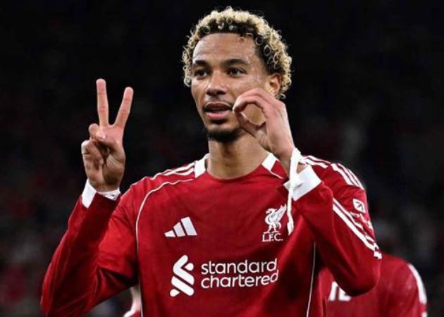 Hugo Ekitike và sự đa dạng chiến thuật bên hành lang trái Liverpool