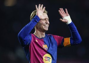 Frenkie de Jong Khẳng Định Không Cần Chuyển Sang EPL Để Phát Triển Sự Nghiệp