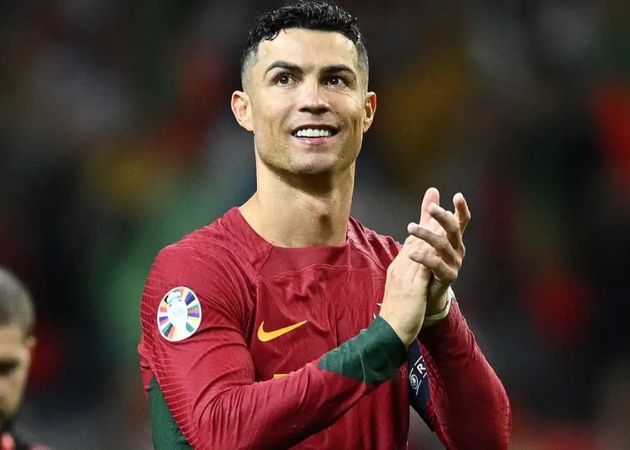 Read more about the article Cristiano Ronaldo Rớt Giá Kỷ Lục Góc Nhìn Chuyên Sâu