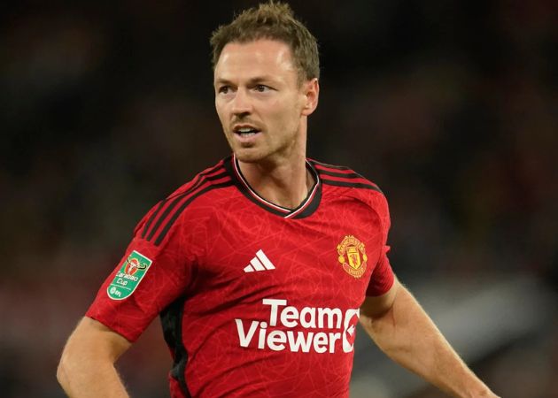 Tại sao Paul Scholes và Ryan Giggs được Jonny Evans tôn vinh?