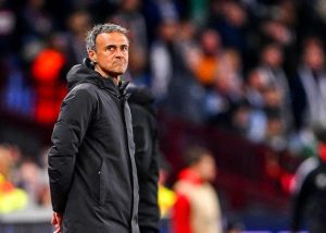 Luis Enrique Phẫn Nộ Vì Thủ Môn PSG Suýt Đứt Gân