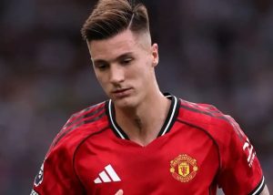 Manchester United nín thở chờ tình trạng của chân sút chủ lực Benjamin Sesko