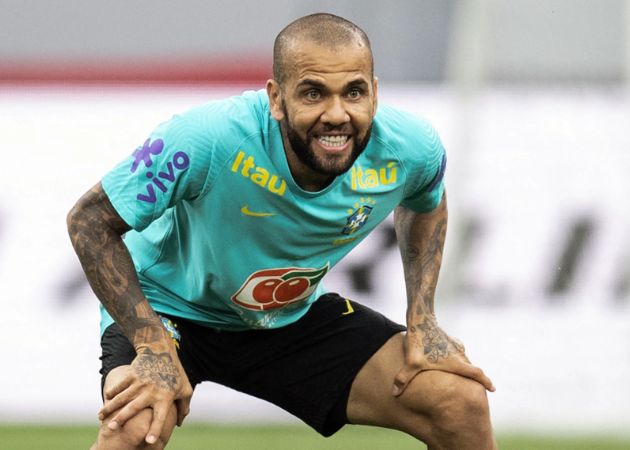 Dani Alves và bước ngoặt gây sốc tại bóng đá Bồ Đào Nha