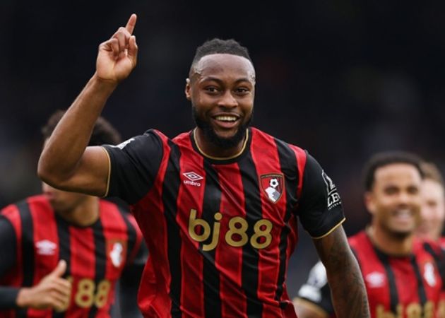 Arsenal và bài toán tăng cường hàng công giữa mùa giải