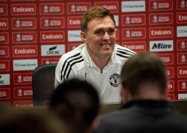Fletcher sẵn sàng dẫn dắt Man United đến mùa hè