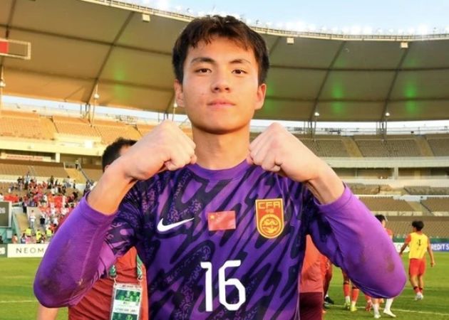 Thủ môn U23 Trung Quốc chấn thương – đòn giáng mạnh trước bán kết châu Á