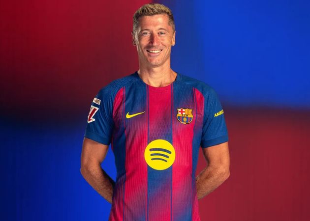 Hai cột mốc mới cho Lewandowski tại Champions League