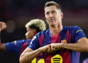 Lewandowski phá vỡ giới hạn tuổi tác, viết tiếp lịch sử Champions League