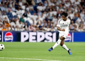 Quyết định rẽ lối của Endrick Từ Bernabeu đến Lyon