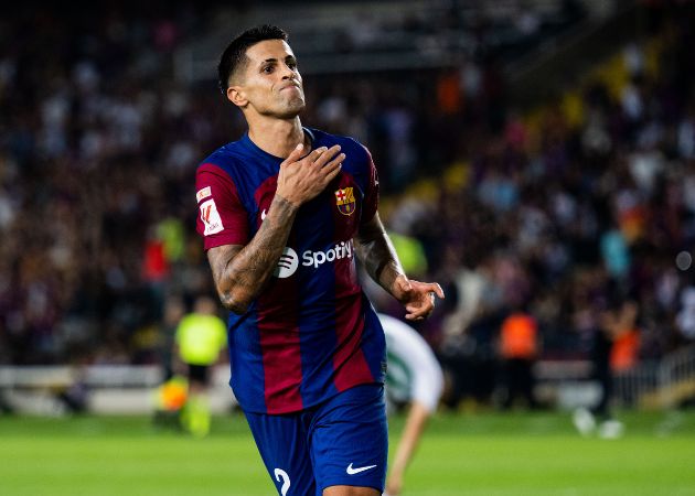 Barca tái hợp Joao Cancelo Mảnh ghép cần thiết cho tham vọng của Hansi Flick
