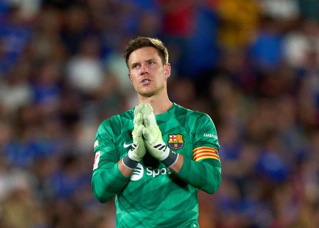 Ter Stegen rời đại bản doanh Siêu cúp 