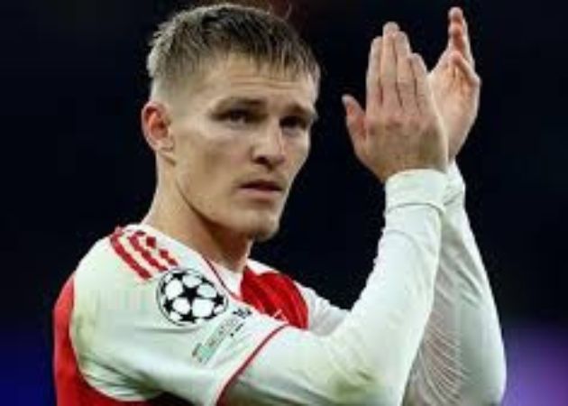 Martin Odegaard khẳng định quyết tâm ăn bốn của Arsenal mùa này