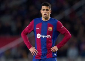 Barcelona “chơi tất tay” vì Cancelo Canh bạc mạo hiểm giữa bão tài chính