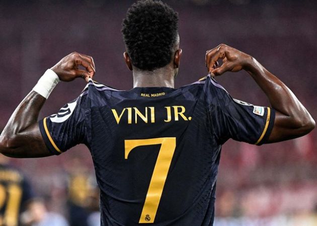 Kịch bản nào cho Vinicius trong thời gian tới?