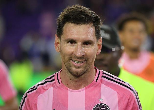 Read more about the article Mascherano thán phục Messi trước cột mốc 900 bàn