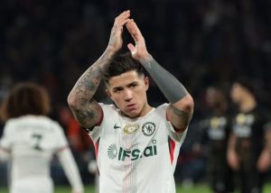 Cuộc đua giành Enzo Fernandez nóng rực Real Madrid và PSG sẵn sàng