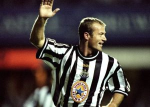 Shearer “dội gáo nước lạnh” vào Pep Guardiola