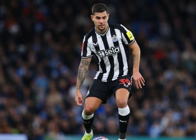 Read more about the article Newcastle “phản đòn” tin đồn Bruno Guimaraes sang Man United