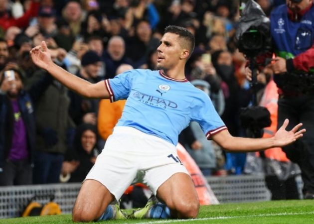 Man City đàm phán giữ chân Rodri trước áp lực từ châu Âu