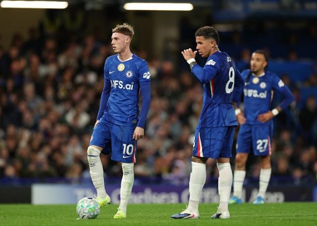 Rosenior cảnh báo Chelsea trước viễn cảnh mất vé Champions League