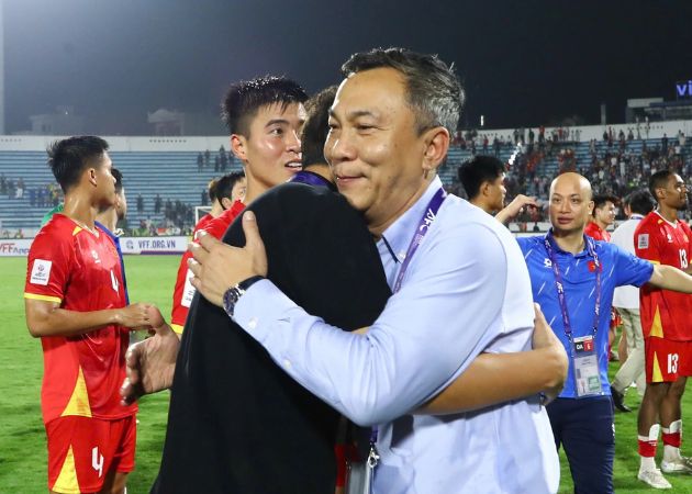 VFF thưởng nóng tuyển Việt Nam