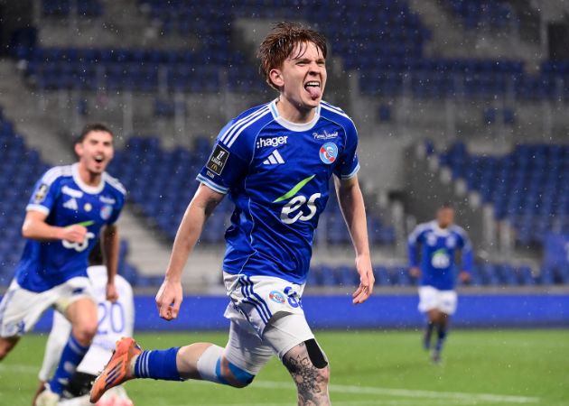 Vì sao Chelsea quyết định tâm thu một sao Strasbourg?
