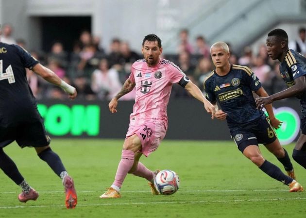 Chấn thương bất ngờ của Messi khiến Argentina hoang mang