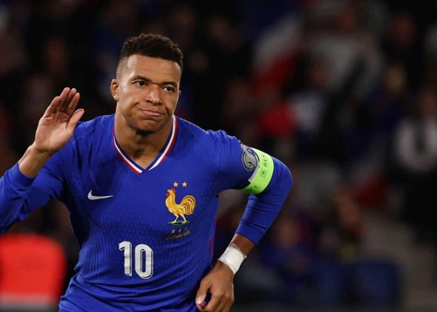 Read more about the article Mbappe Gây Tranh Cãi Lớn Nghi Ngờ Tố Chất Thủ Lĩnh
