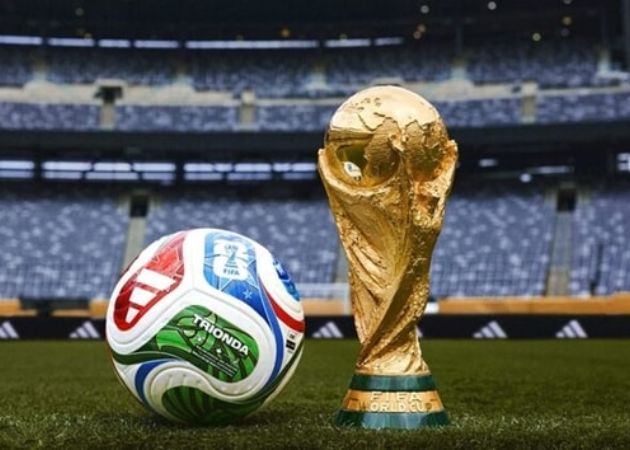 Read more about the article FIFA Mạnh Tay Với Những Hành Vi Từng Bị Bỏ Qua Trên Sân Cỏ