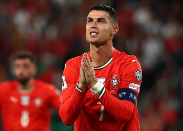 Read more about the article Ronaldo Nuôi Giấc Mơ Viết Nên Lịch Sử