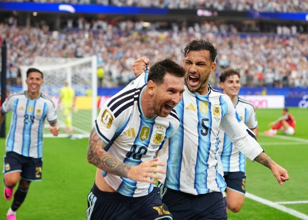 Read more about the article Messi Ngồi Ghế Dự Bị, Argentina Tính Toán Lớn Trước Vòng Knock-out