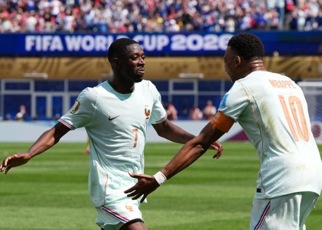 Dembele lên tiếng sau cú hat-trick lịch sử