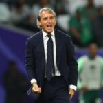 Roberto Mancini cúi đầu xin lỗi, quyết đưa ĐT Italia trở lại đỉnh cao