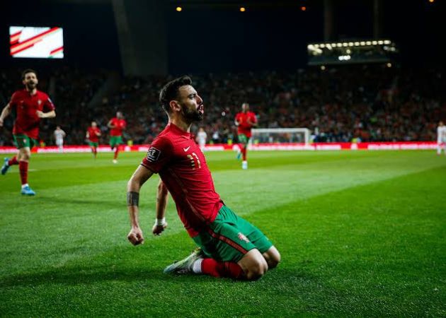 Bruno Fernandes gửi lời chúc đến tuyển Tây Ban Nha