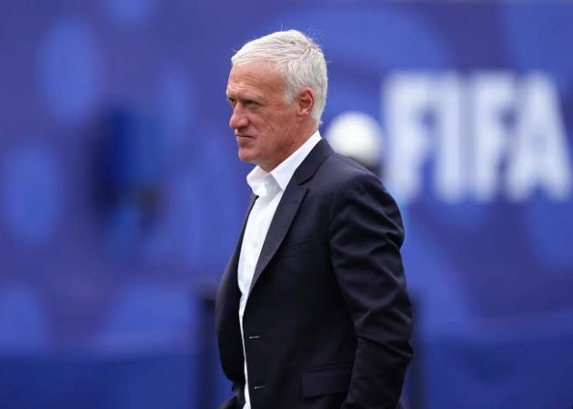Deschamps đặt dấu hỏi về những quyết định của trọng tài
