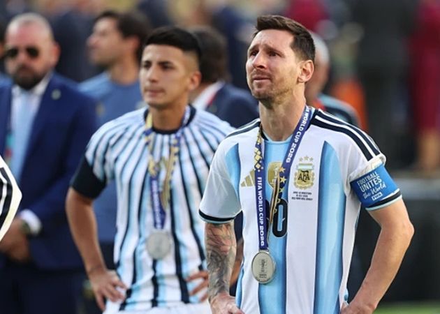 Messi bị phong tỏa, nhưng đó không phải thất bại của một thiên tàiMessi bị phong tỏa, nhưng đó không phải thất bại của một thiên tài