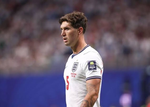 John Stones sẽ chọn Emirates hay một bến đỗ khác?John Stones sẽ chọn Emirates hay một bến đỗ khác?John Stones sẽ chọn Emirates hay một bến đỗ khác?