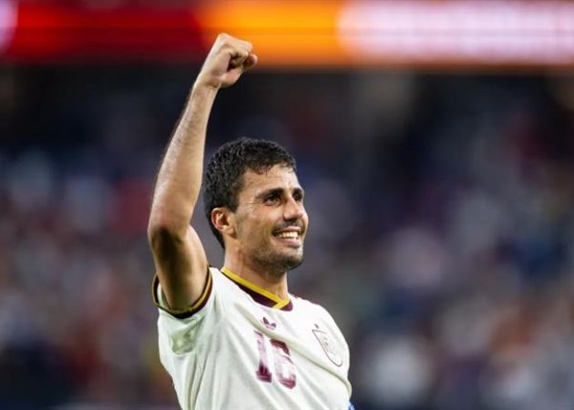 Manchester City vẫn nắm lợi thế trong cuộc đua giữ chân Rodri