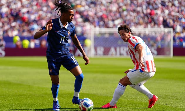 Chiến thuật của Didier Deschamps tiếp tục phát huy hiệu quả
