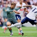 Tottenham biến 300 triệu bảng thành thảm họa?