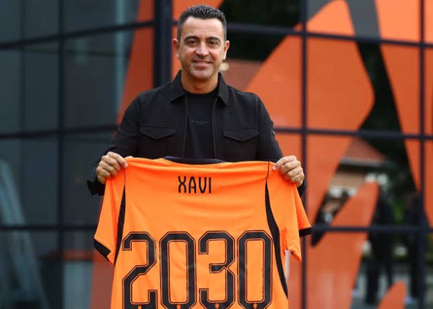Xavi có chiến thắng đầu tiên cùng tuyển Hà Lan