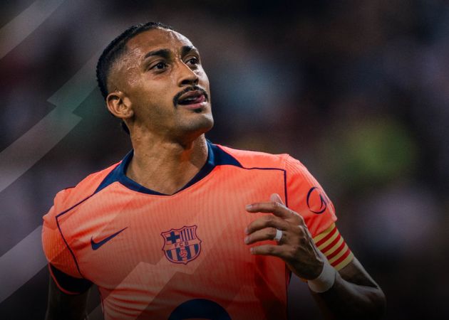 Raphinha đang là mắt xích không thể thay thế của Barcelona