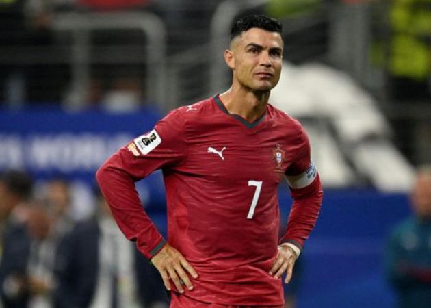 Ronaldo bất ngờ thay đổi kế hoạch với tuyển Bồ Đào Nha