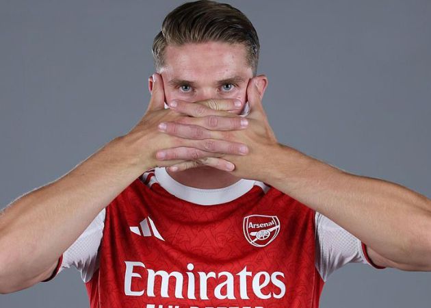 Armand Traore đặt dấu hỏi về Viktor Gyökeres